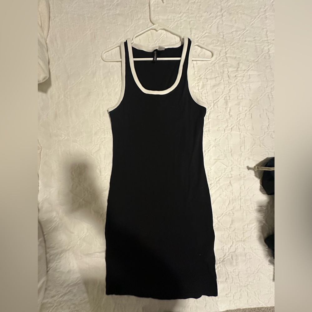 H&M Divided black casual summer dress